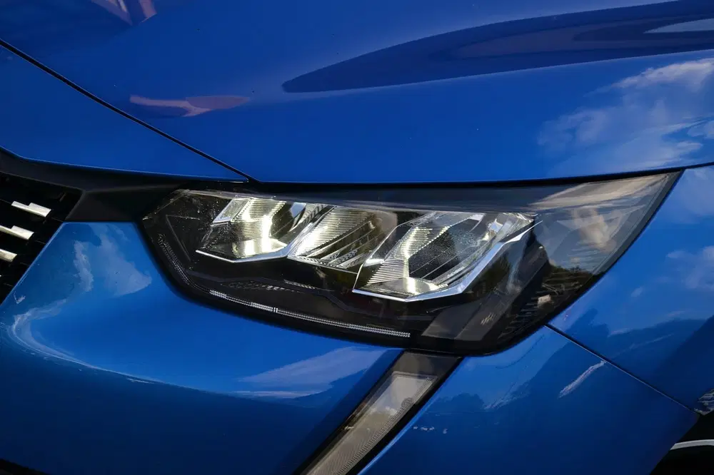 Peugeot 208 1.2 PureTech 100PK Allure Pack uit 2023, foto 6