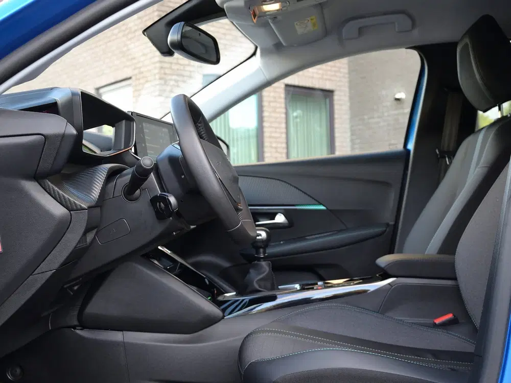 Peugeot 208 1.2 PureTech 100PK Allure Pack uit 2023, foto 8