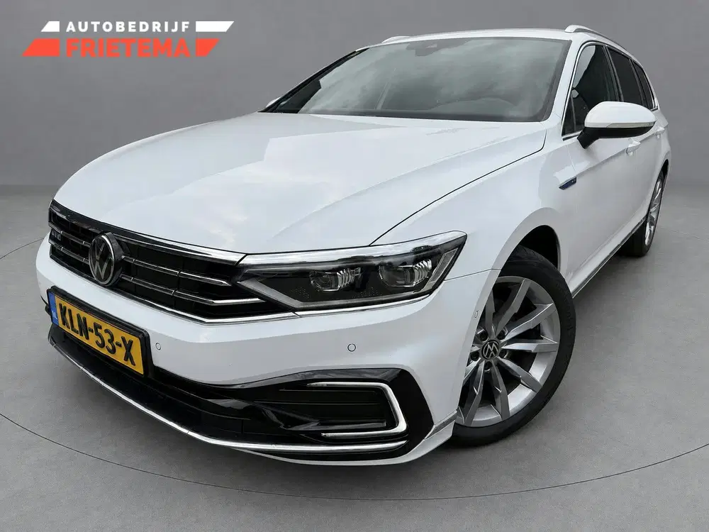 Volkswagen Passat 1.4 TSI PHEV GTE Business uit 2023