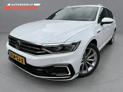 Volkswagen Passat 1.4 TSI PHEV GTE Business uit 2023