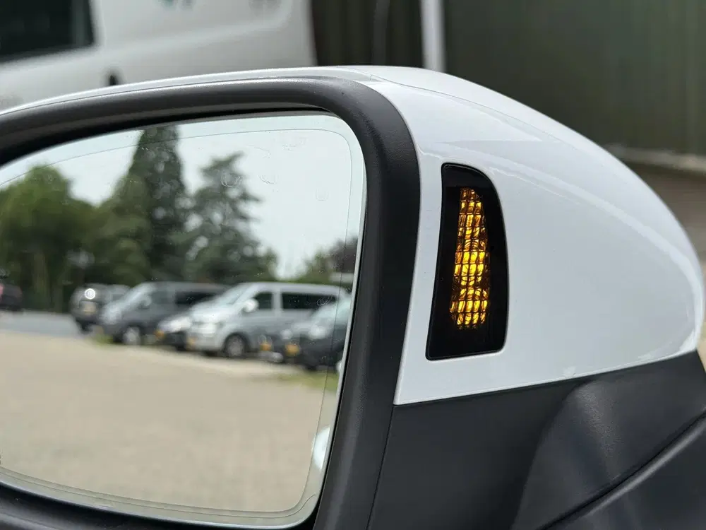 Volkswagen Passat 1.4 TSI PHEV GTE Business uit 2023, foto 12