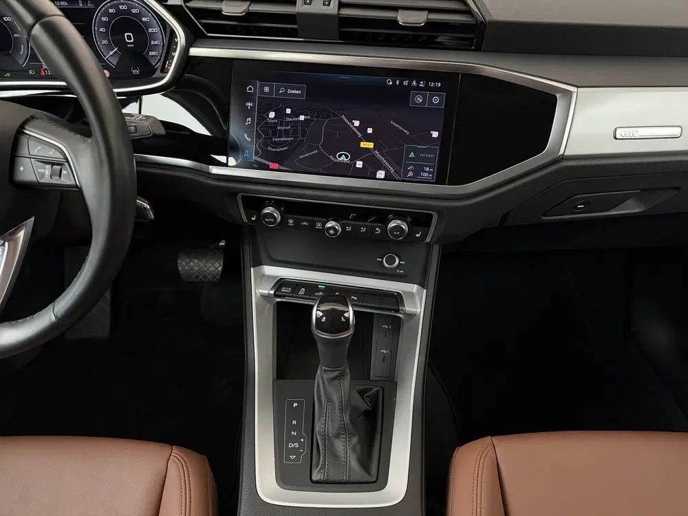 Audi Q3 45 TFSI e S Edition I Leder I LED I Adapti uit 2022, foto 7