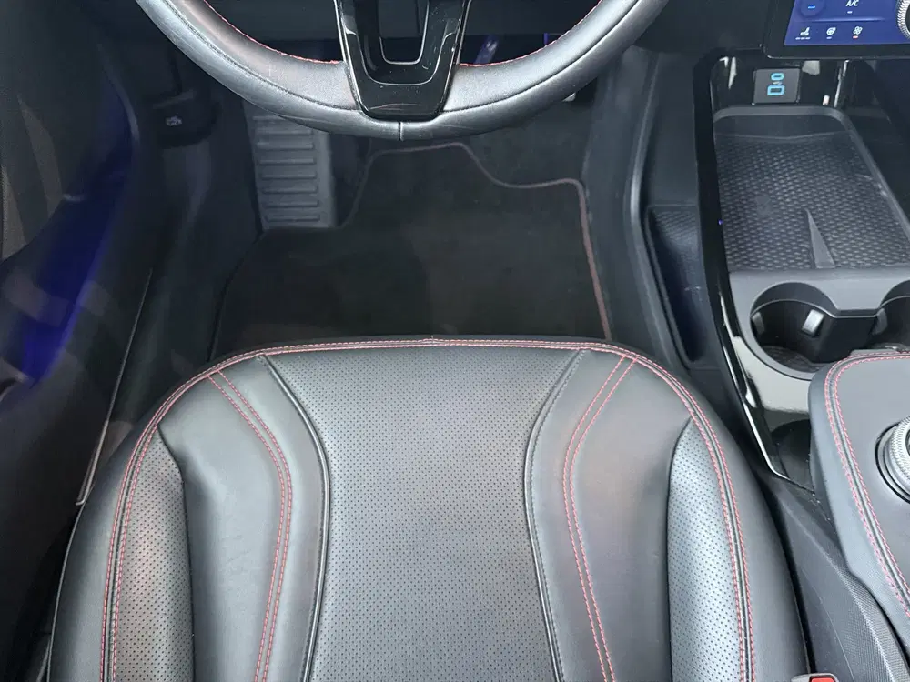 Ford Mustang Mach-E Extended RWD 98 kWh Premium uit 2023, foto 13