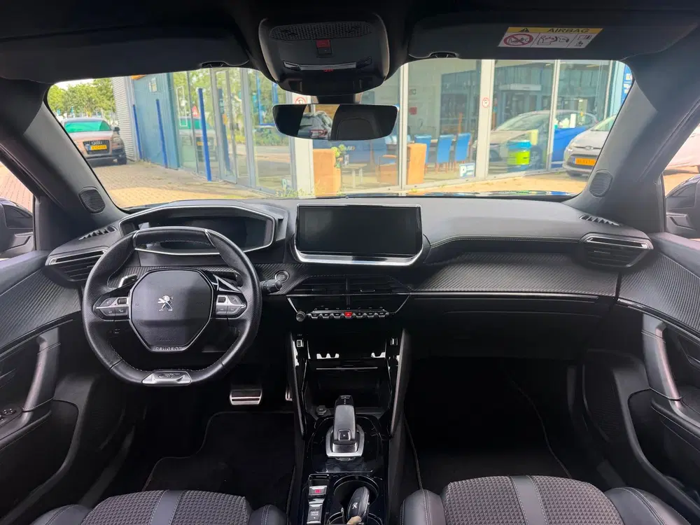 Peugeot 2008 1.2 PureTech GT Airco Lmv Navi Cruise Came uit 2021, foto 15