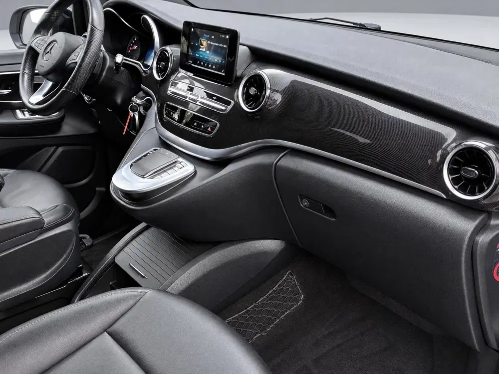 Mercedes-Benz V-Klasse 220d Lang DC uit 2020, foto 3