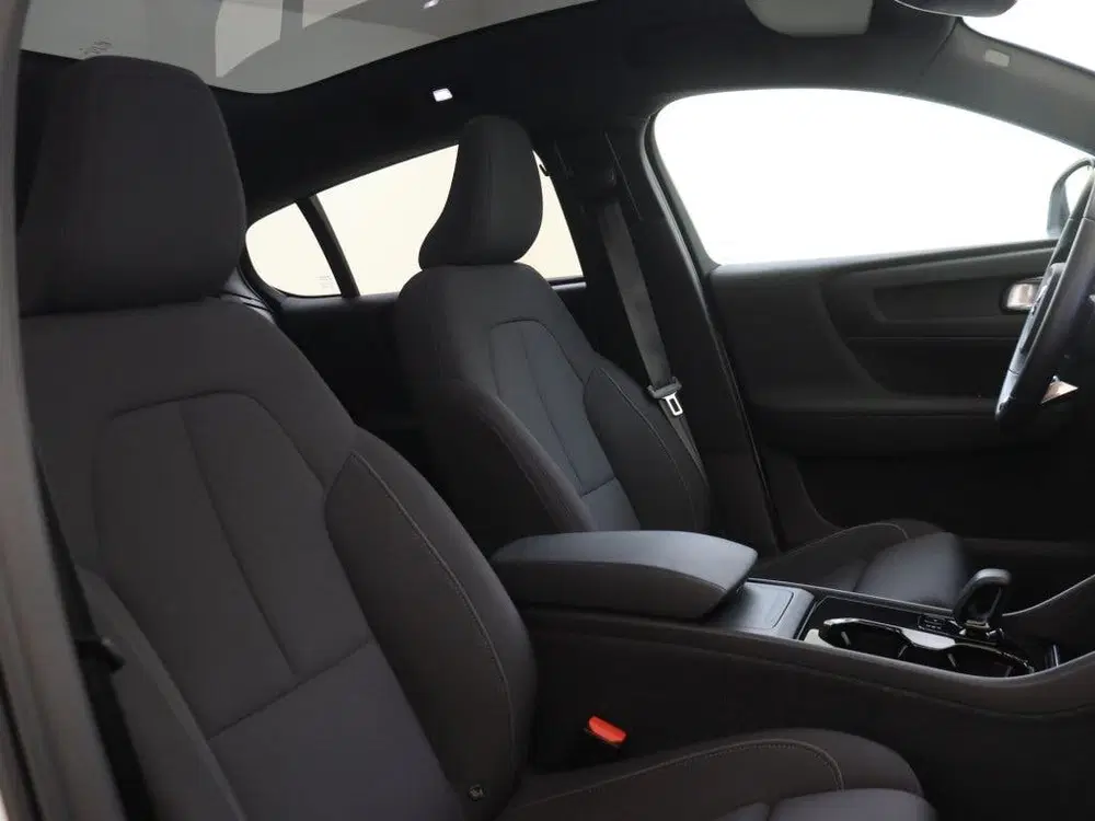 Volvo C40 Recharge Core 69kWh uit 2024, foto 14
