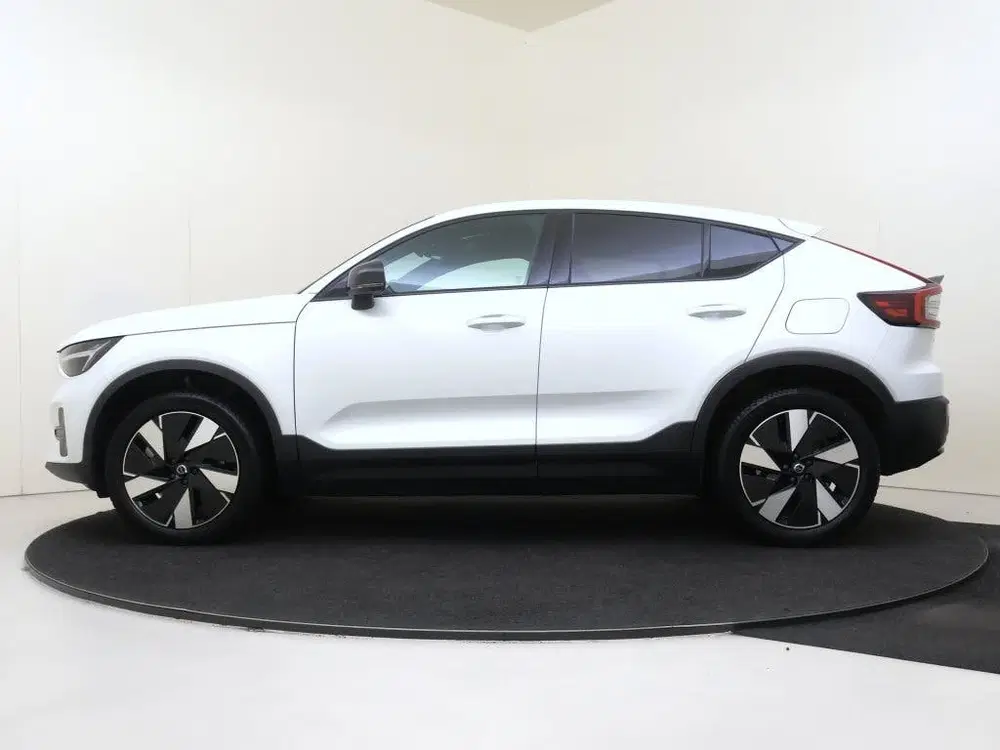 Volvo C40 Recharge Core 69kWh uit 2024, foto 2