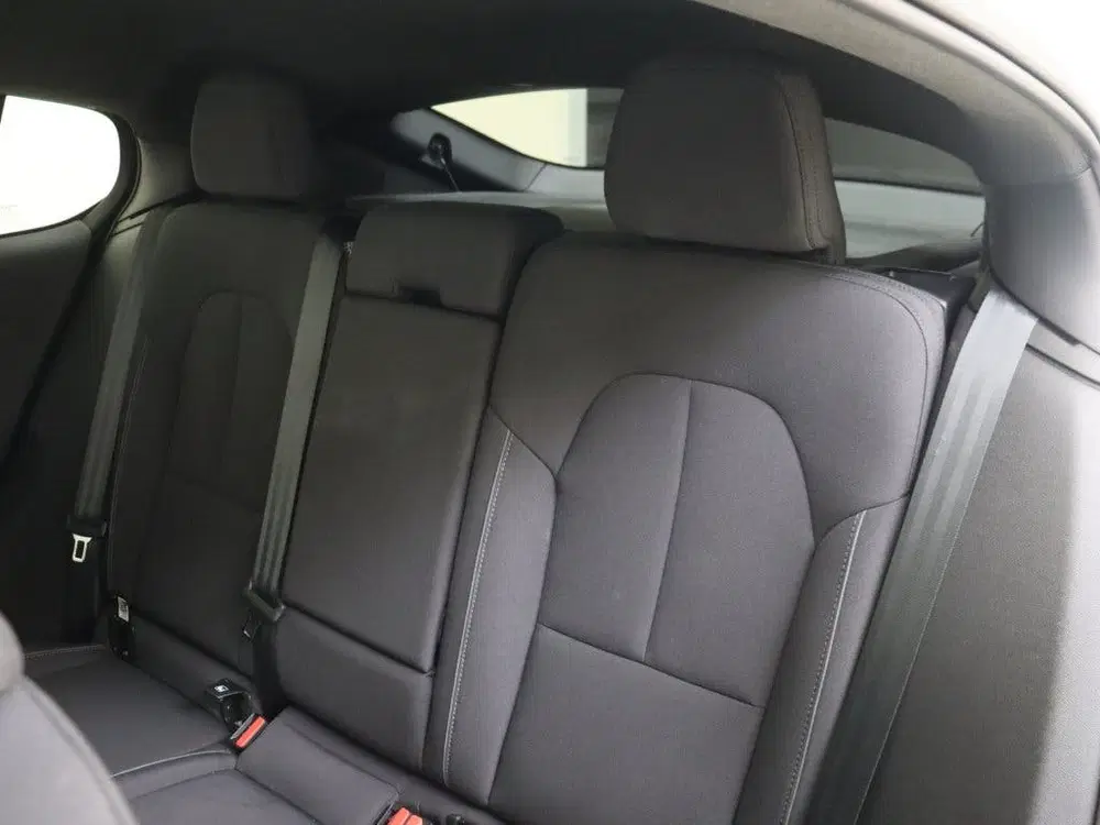 Volvo C40 Recharge Core 69kWh uit 2024, foto 7