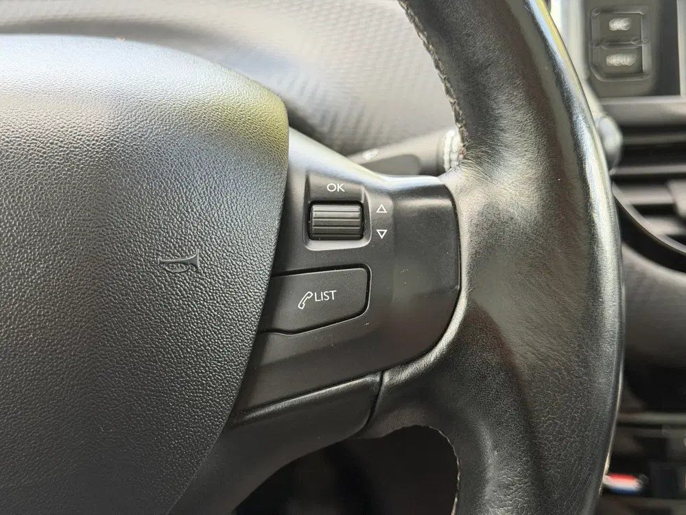 Peugeot 2008 BWJ 2019 uit 2019, foto 8