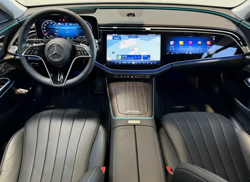 Mercedes-Benz E-Klasse 300 e Exclusive Line uit 2025, foto 5