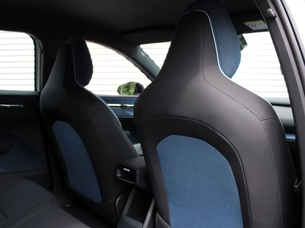 Volvo EX30 Single Motor Plus Automaat uit 2024, foto 14