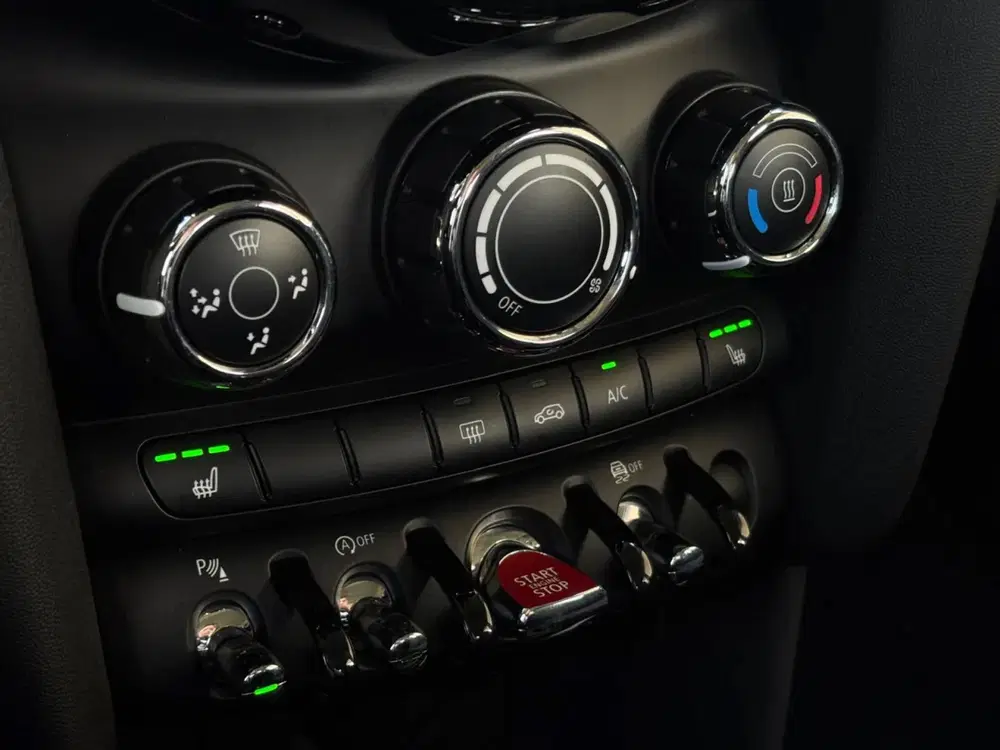 Mini Cooper 1.5 Cooper Business Edition(NL-auto uit 2019, foto 14