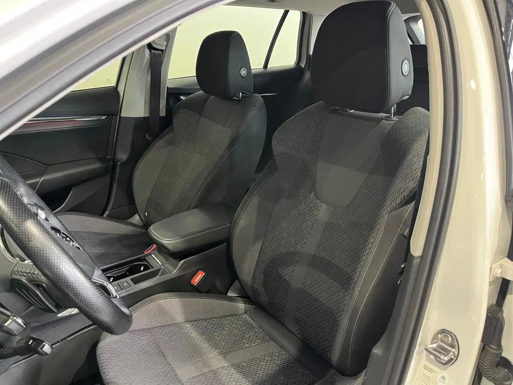Skoda Octavia 1.4 TSI iV PHEV Business Edition uit 2021, foto 9
