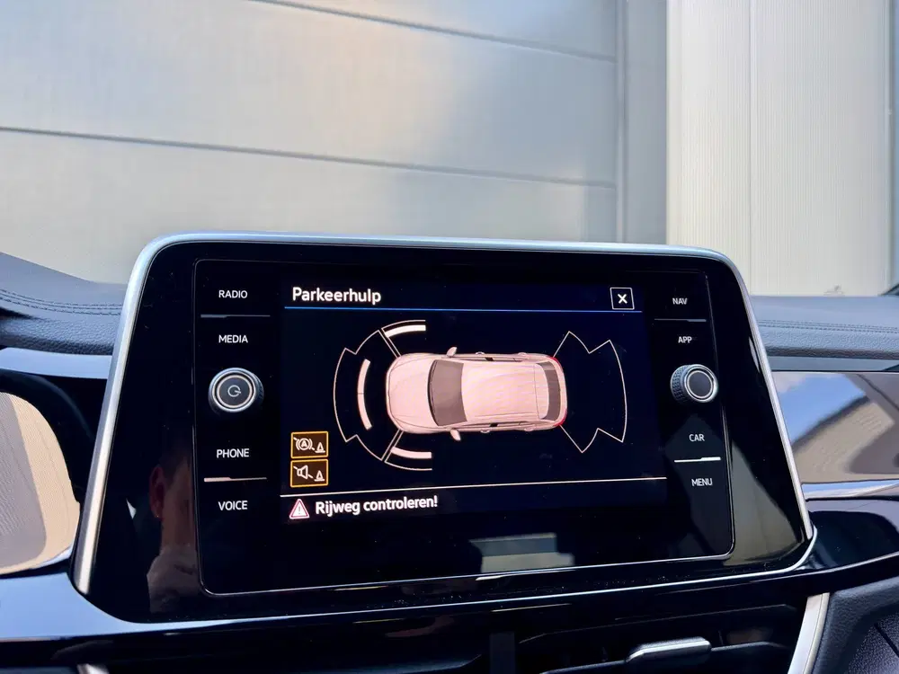 Volkswagen T-Roc 1.0 TSI *3X R-Line* Apple Carplay uit 2022, foto 10