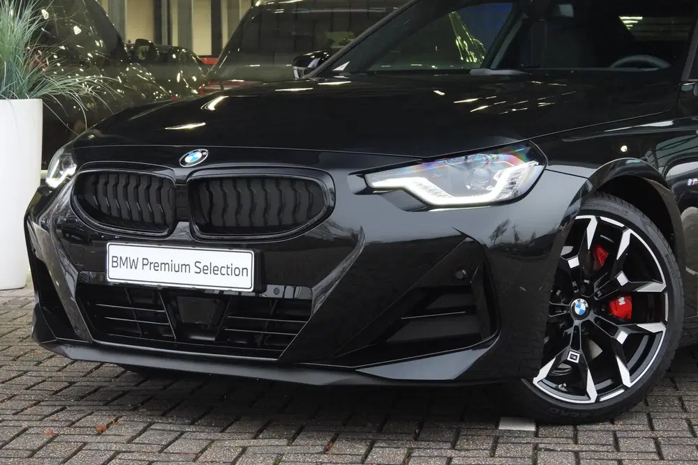 BMW 2-serie 220i M Sport Automaat uit 2025, foto 6