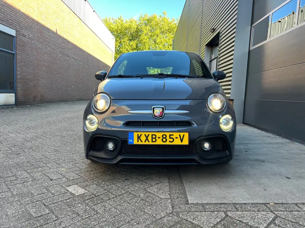 Abarth 595 1.4 T-Jet Abarth 595 70th Anniversary Carp uit 2019, foto 10
