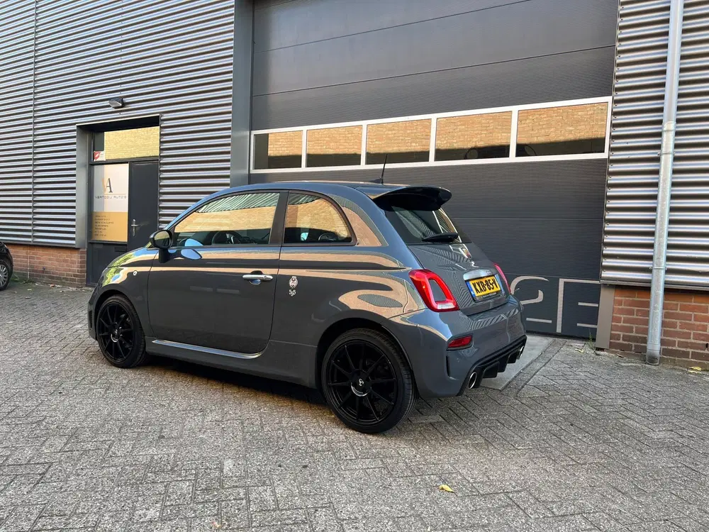 Abarth 595 1.4 T-Jet Abarth 595 70th Anniversary Carp uit 2019, foto 11