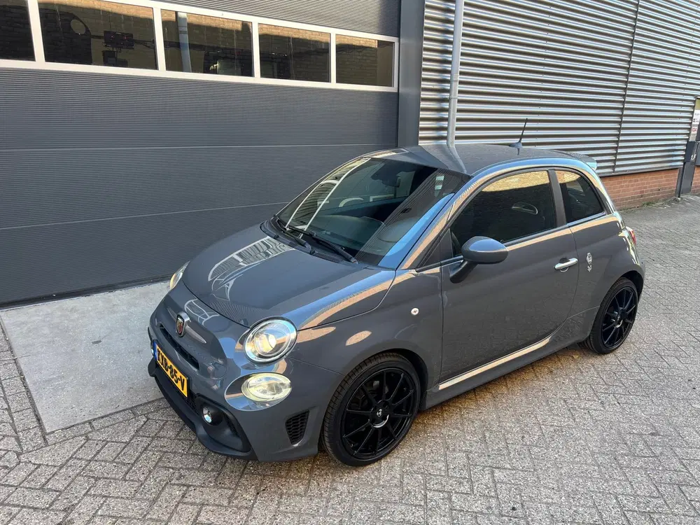 Abarth 595 1.4 T-Jet Abarth 595 70th Anniversary Carp uit 2019, foto 13