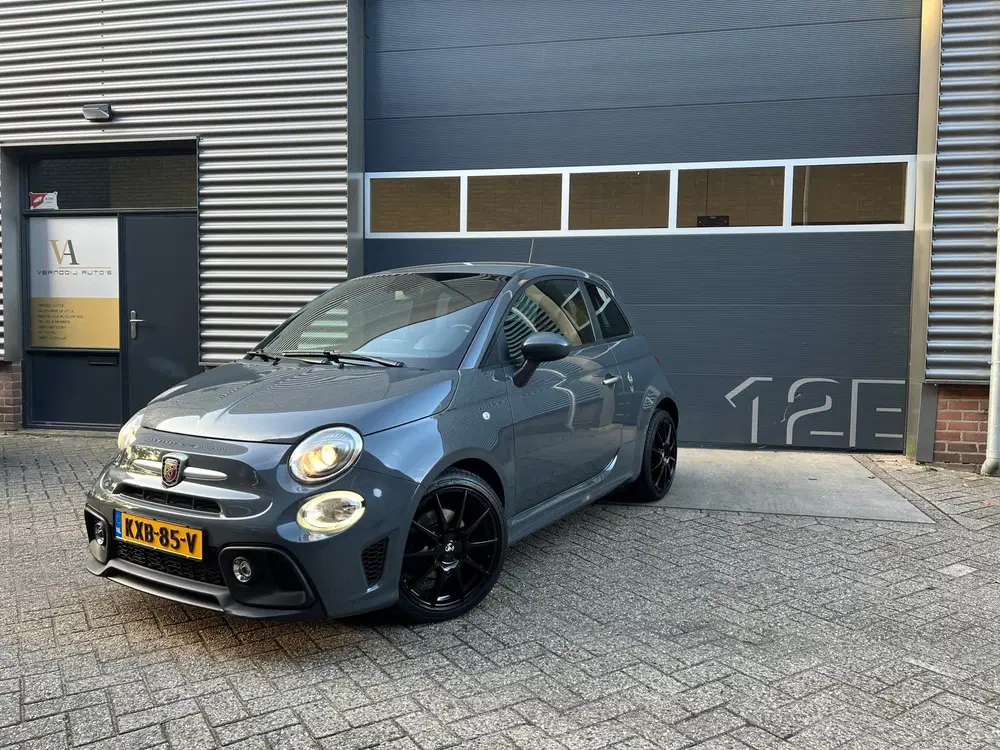 Abarth 595 1.4 T-Jet Abarth 595 70th Anniversary Carp uit 2019, foto 3