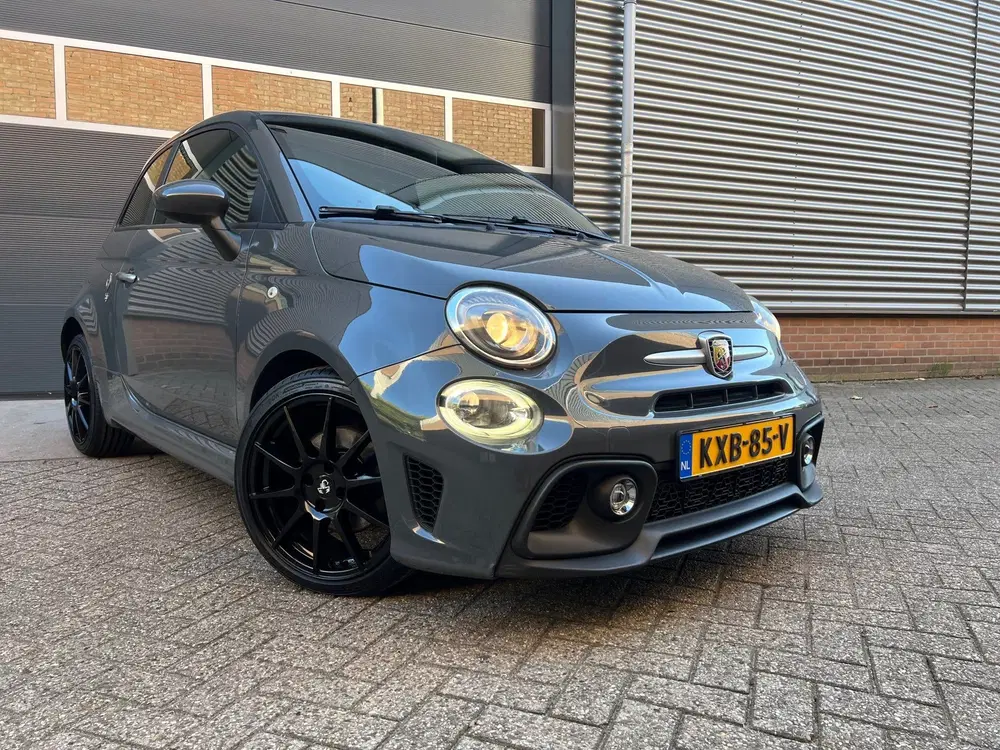 Abarth 595 1.4 T-Jet Abarth 595 70th Anniversary Carp uit 2019, foto 6