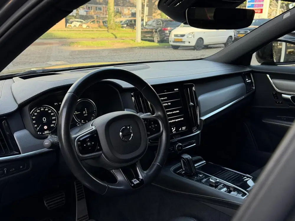 Volvo V90 2.0 T8 AWD Inscription R Design Leer uit 2019, foto 2