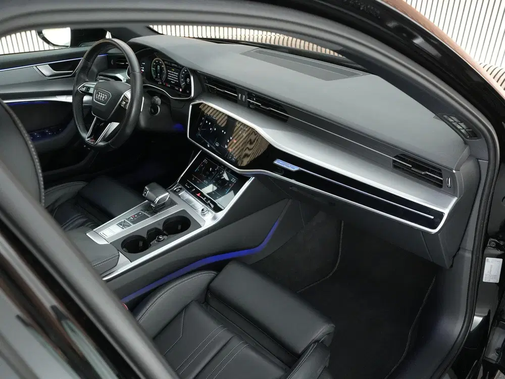 Audi A6 TFSI e 367pk quattro Pro Line S Competitio uit 2021, foto 3