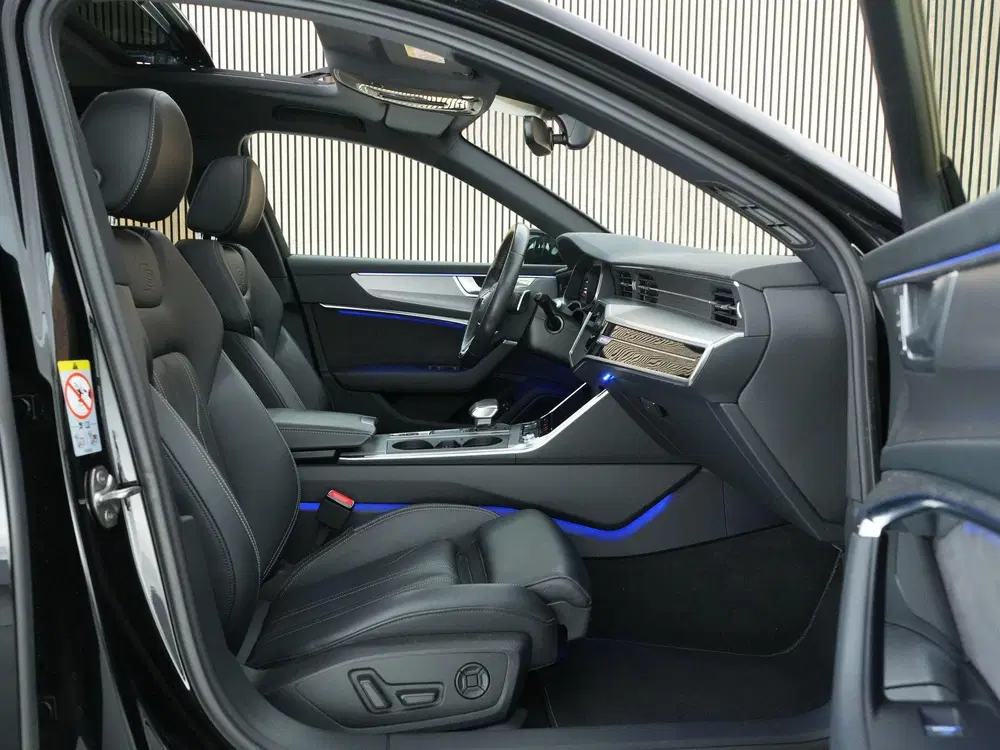 Audi A6 TFSI e 367pk quattro Pro Line S Competitio uit 2021, foto 4