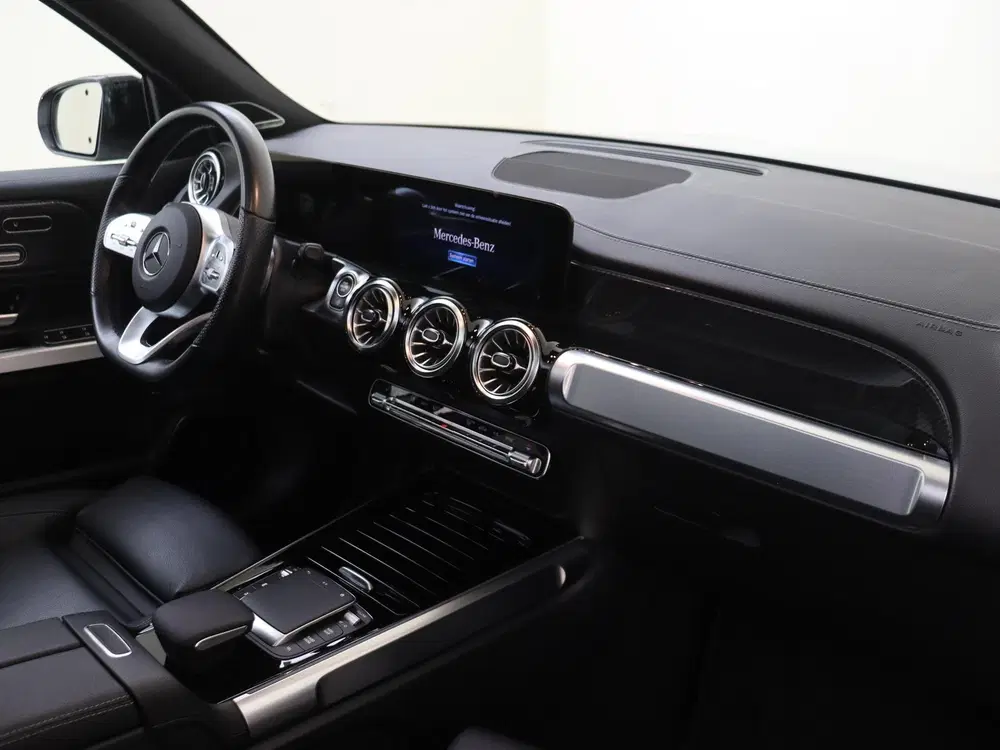 Mercedes-Benz GLB 250 4MATIC Premium Plus uit 2021, foto 4