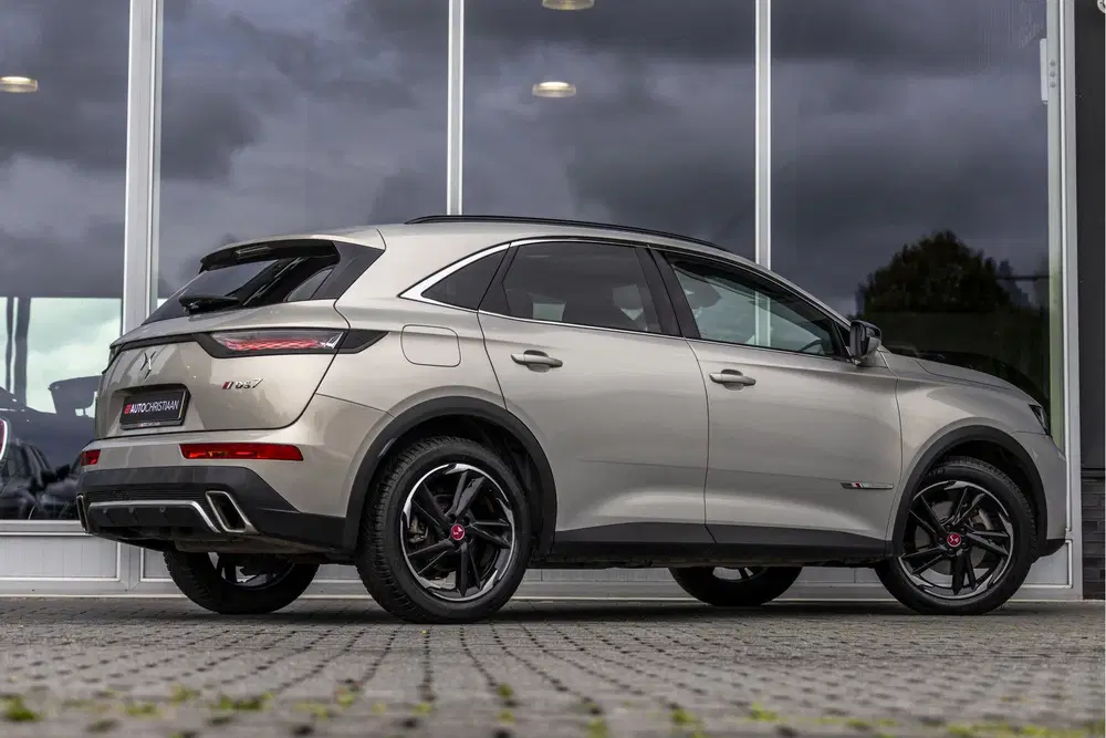 DS Automobiles DS 7 Crossback DS 7 Crossback E-Tense Performance Line uit 2023, foto 2