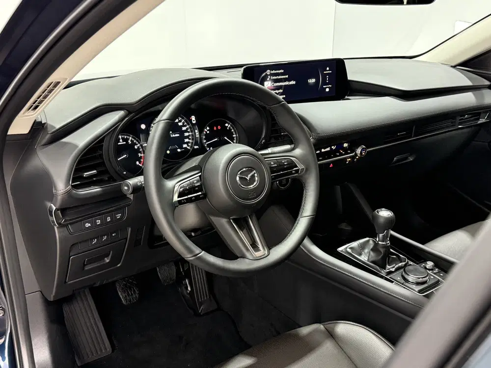 Mazda 3 2.0 e-SkyActiv-G M Hybrid 150 Exclusive-li uit 2024, foto 15