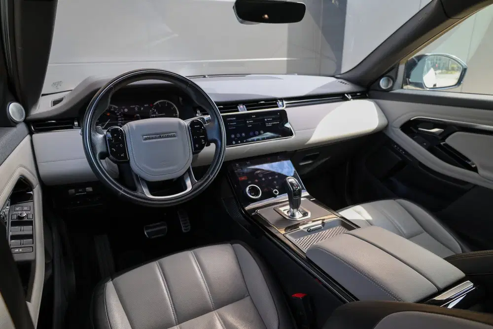 Land Rover Range Rover Evoque 1.5 P300e AWD R-Dynamic SE uit 2020, foto 4