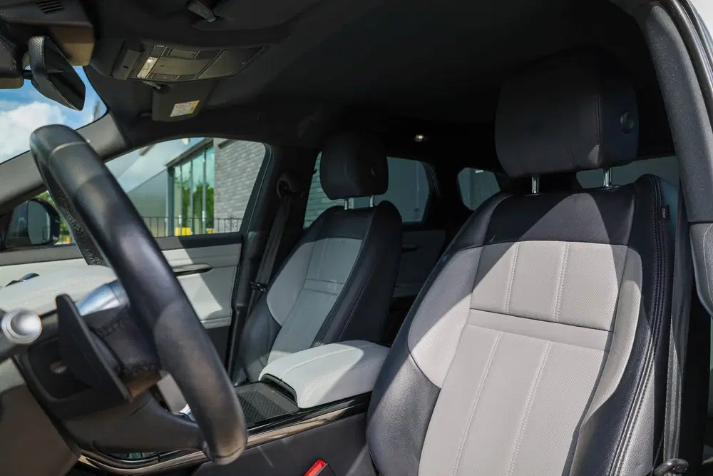 Land Rover Range Rover Evoque 1.5 P300e AWD R-Dynamic SE uit 2020, foto 5