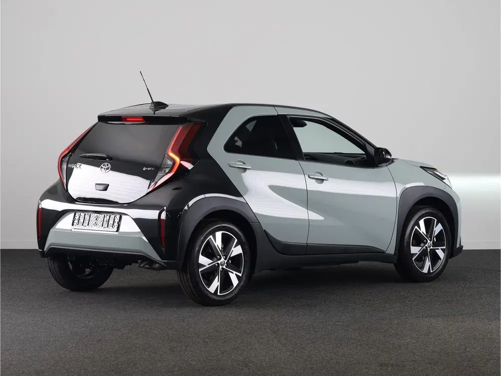 Toyota Aygo X Hybrid 115 pulse € 1500 inruilpremie uit 2026, foto 5