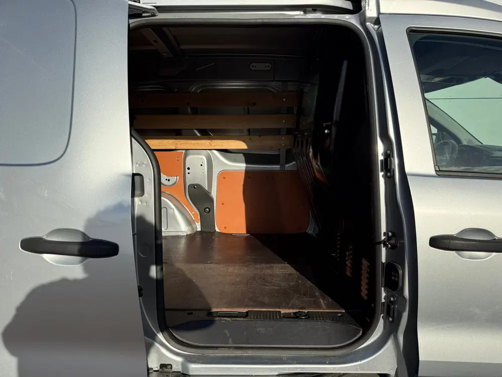 Renault Express 1.5 Blue dCi L1 Airco Cruise Control Trekh uit 2024, foto 10