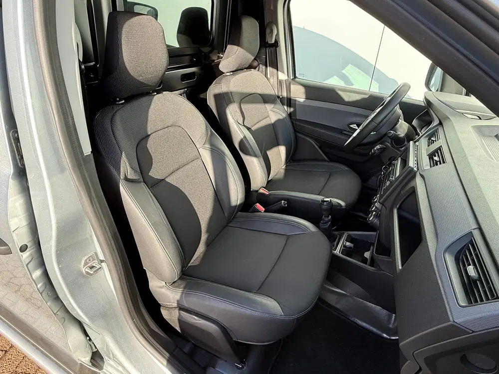 Renault Express 1.5 Blue dCi L1 Airco Cruise Control Trekh uit 2024, foto 9
