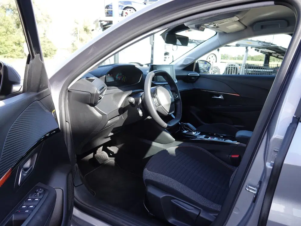 Peugeot 208 EV Blue Lease Active 50 kWh NAVI uit 2021, foto 5
