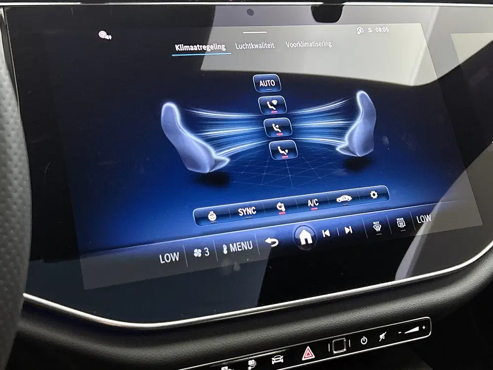 Mercedes-Benz E-Klasse 300 e Sport Edition uit 2025, foto 10