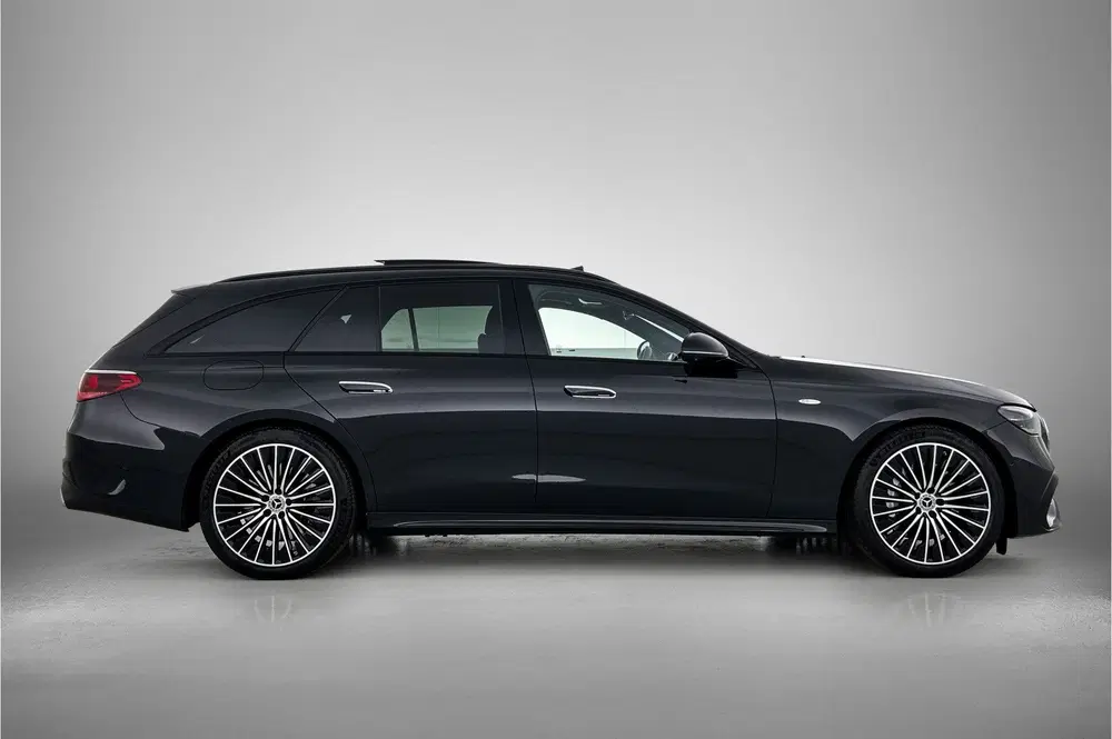 Mercedes-Benz E-Klasse 300 e Sport Edition uit 2025, foto 14