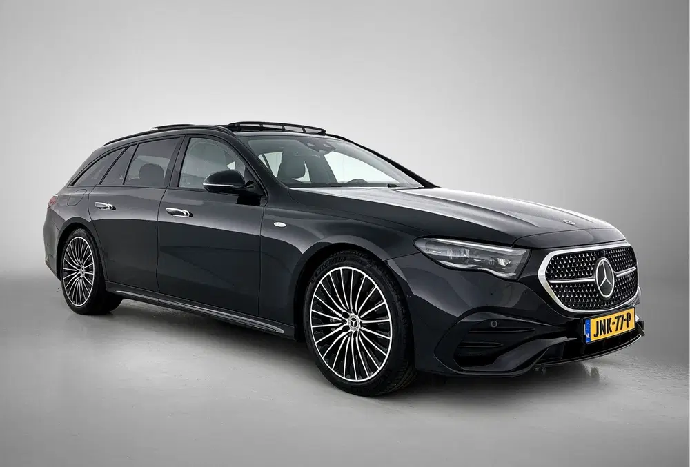 Mercedes-Benz E-Klasse 300 e Sport Edition uit 2025, foto 15