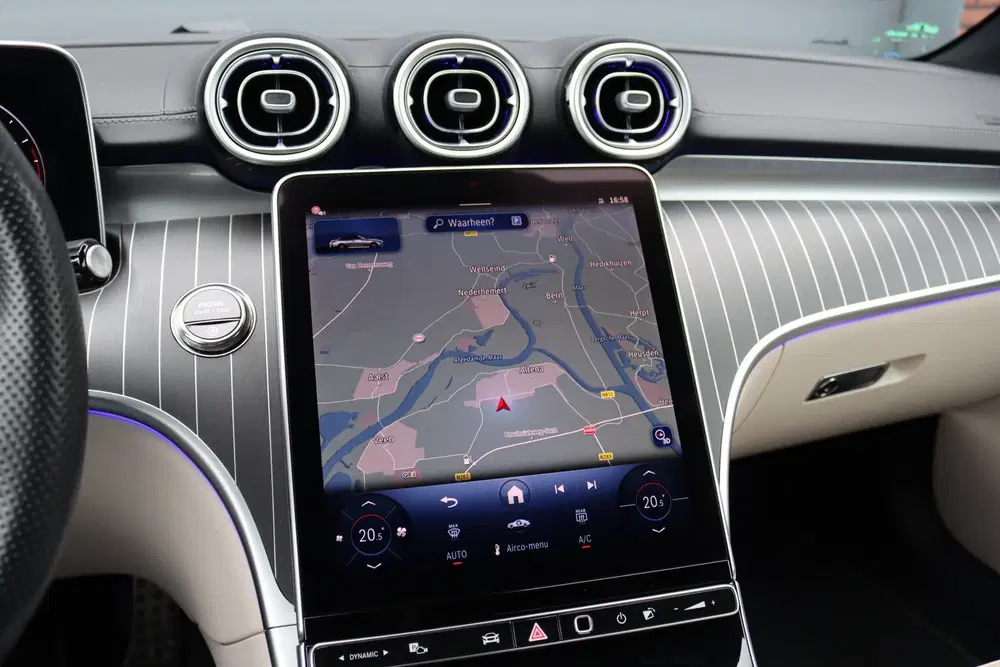 Mercedes-Benz CLE 180 AMG Line uit 2025, foto 6