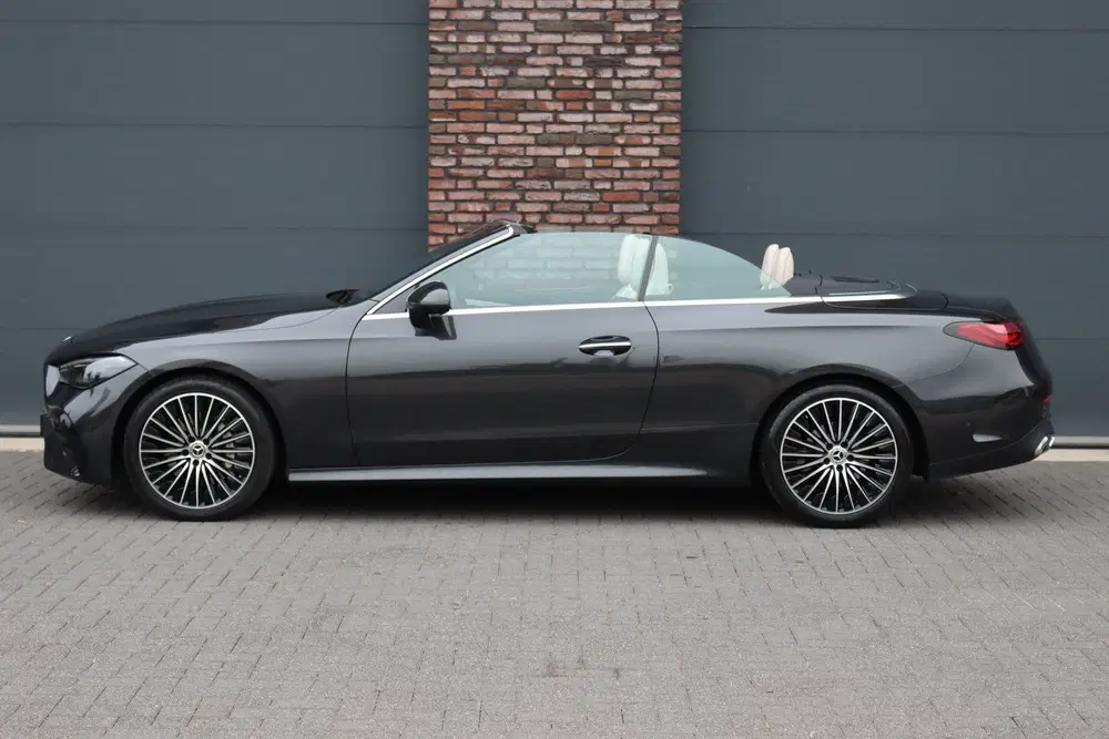 Mercedes-Benz CLE 180 AMG Line uit 2025, foto 9