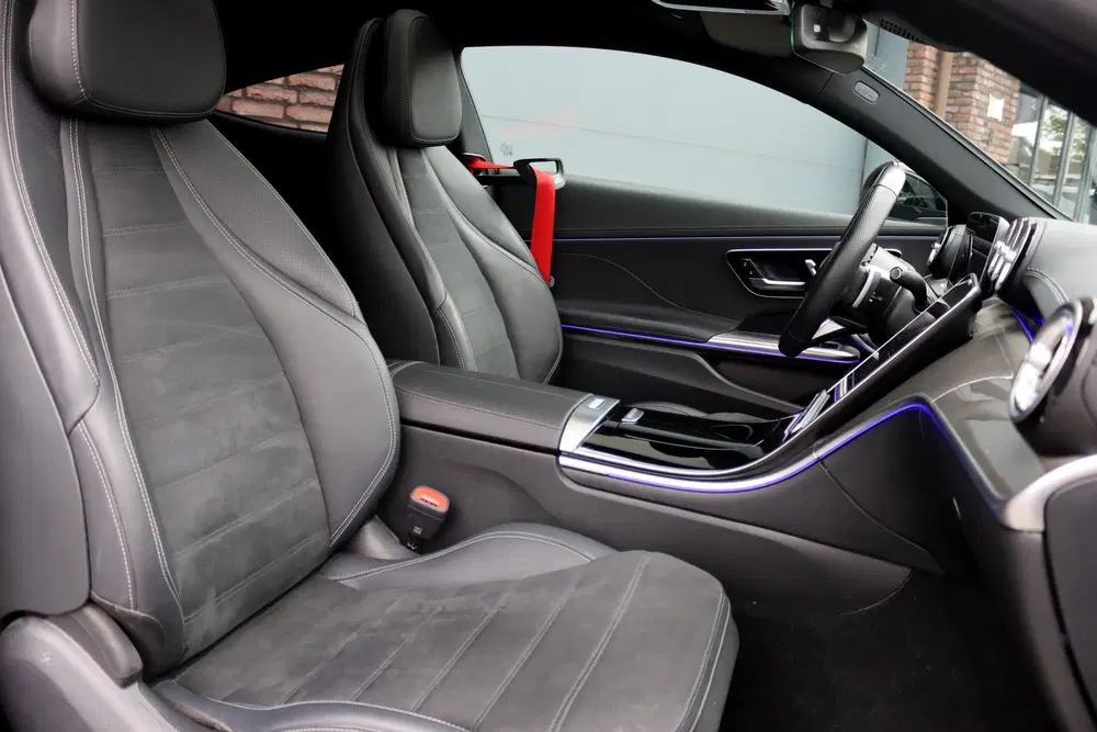 Mercedes-Benz CLE CLE Coupé 300 e AMG Line uit 2025, foto 6