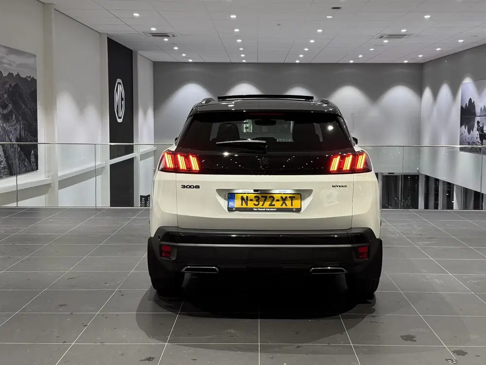 Peugeot 3008 1.6 HYbrid 225 GT Automaat uit 2022, foto 4