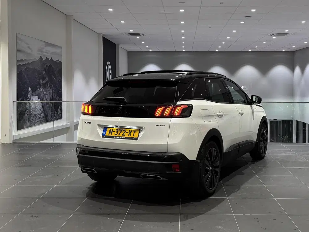 Peugeot 3008 1.6 HYbrid 225 GT Automaat uit 2022, foto 5