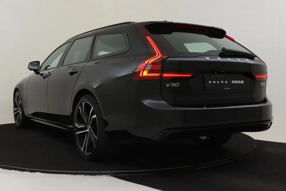 Volvo V90 T8 PLUG-IN HYBRID AWD ULTRA EXECUTIVE EDIT uit 2025, foto 5