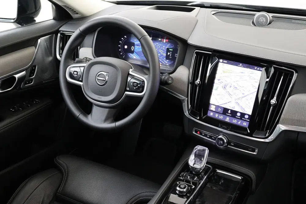 Volvo V90 T8 PLUG-IN HYBRID AWD ULTRA EXECUTIVE EDIT uit 2025, foto 6