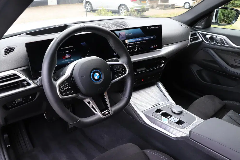 BMW i4 eDrive40 M Sport Pro Edition 84 kWh uit 2025, foto 11