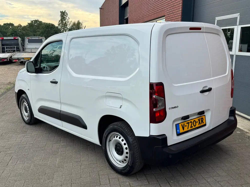 Opel Combo 1.6D L1H1 Airco Carplay Cruise Edition uit 2019, foto 4