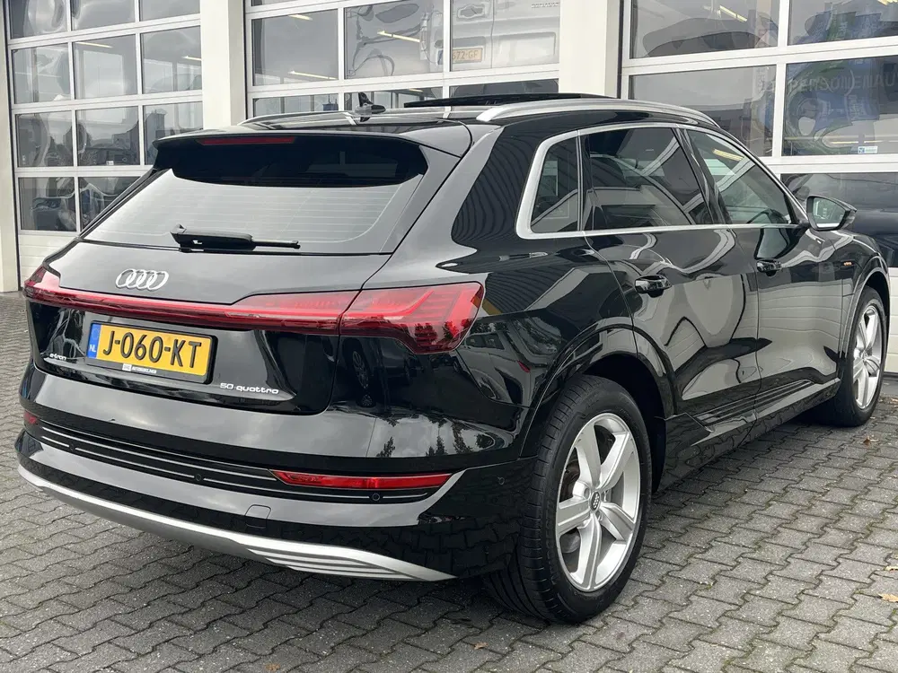 Audi e-tron e-tron 50 quattro Launch edition plus 71 k uit 2020, foto 3