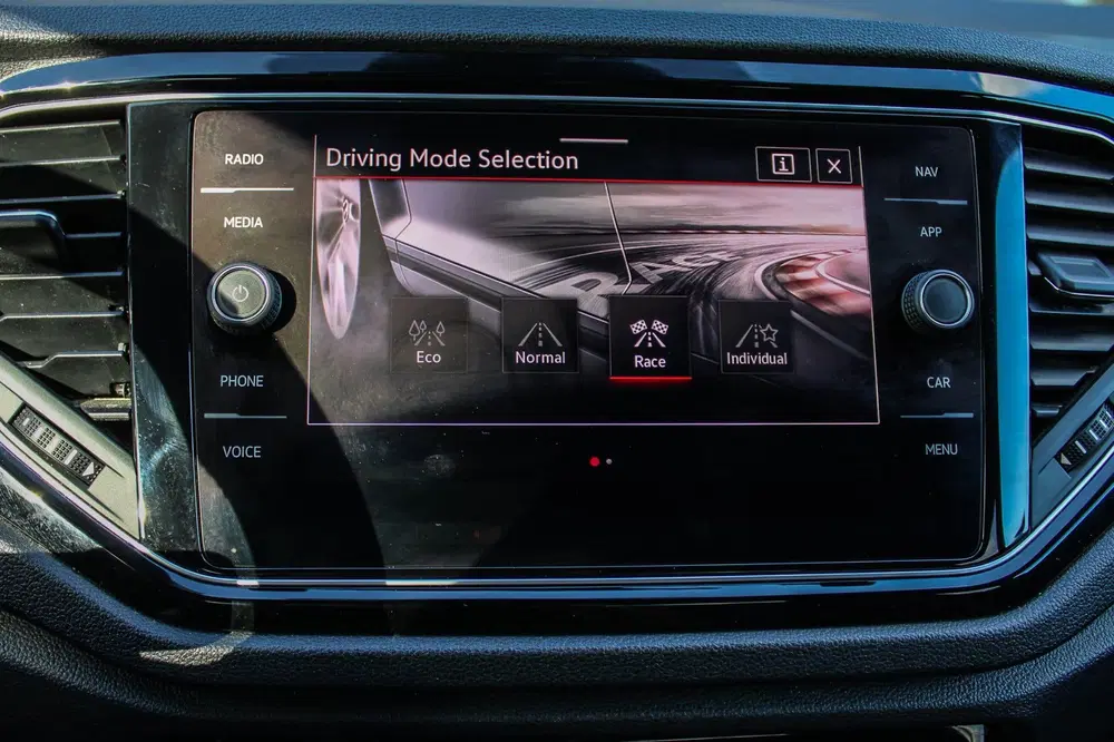 Volkswagen T-Roc 2.0 TSI 4Motion R PANO NAVI AKRA CAMERA uit 2021, foto 11